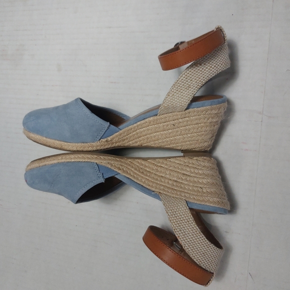 Style and Co. Mailiena Blue Ankle Straps Close Toe Wedges Sandals Size 9M - Picture 3 of 11